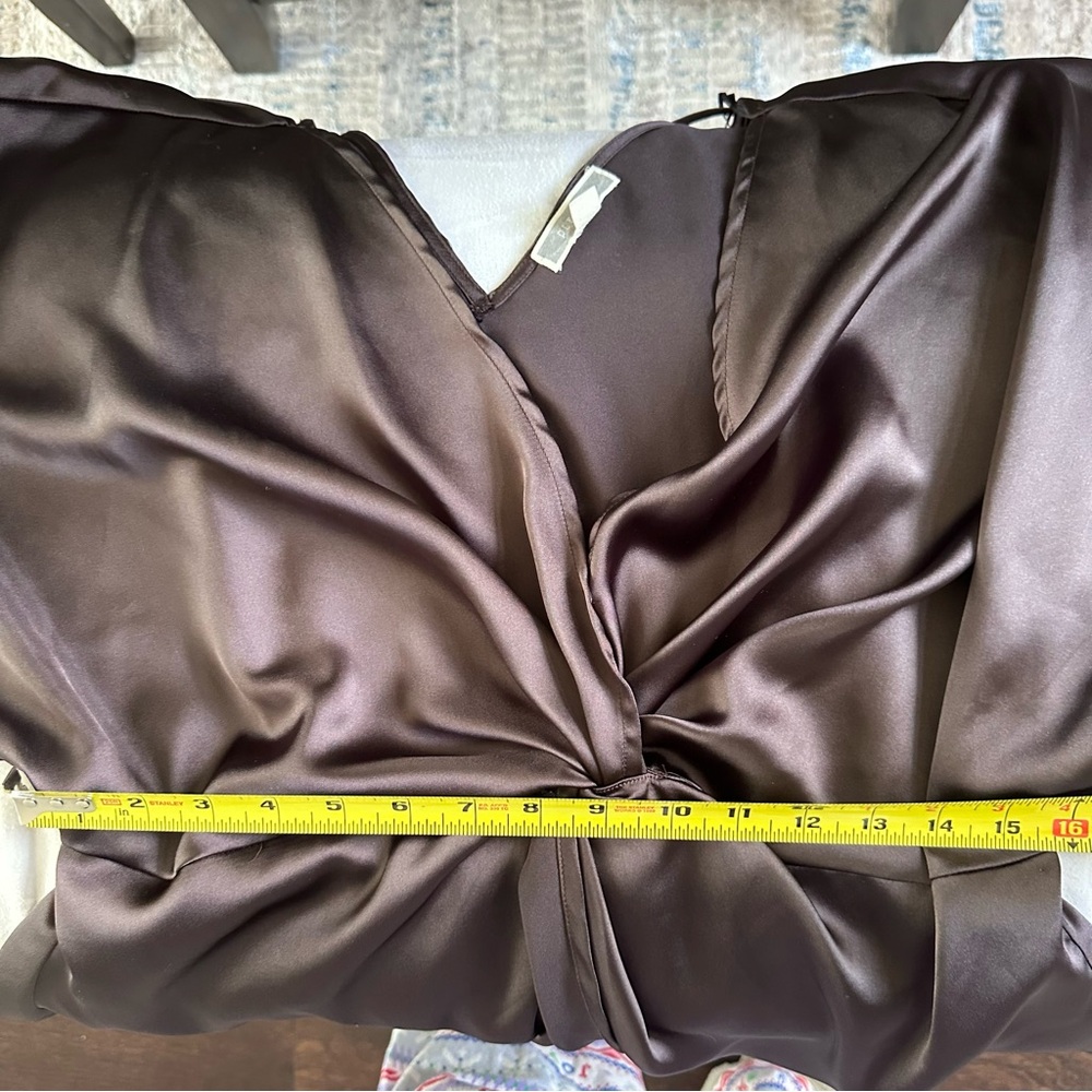 Pleione Chocolate Brown Satin Front Twist Blouse XL V Neck Dolman Sleeve - Picture 10 of 12